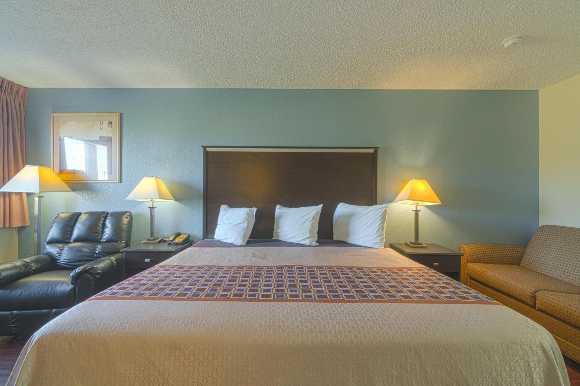 Regency Inn&Suites Bay City Exterior foto