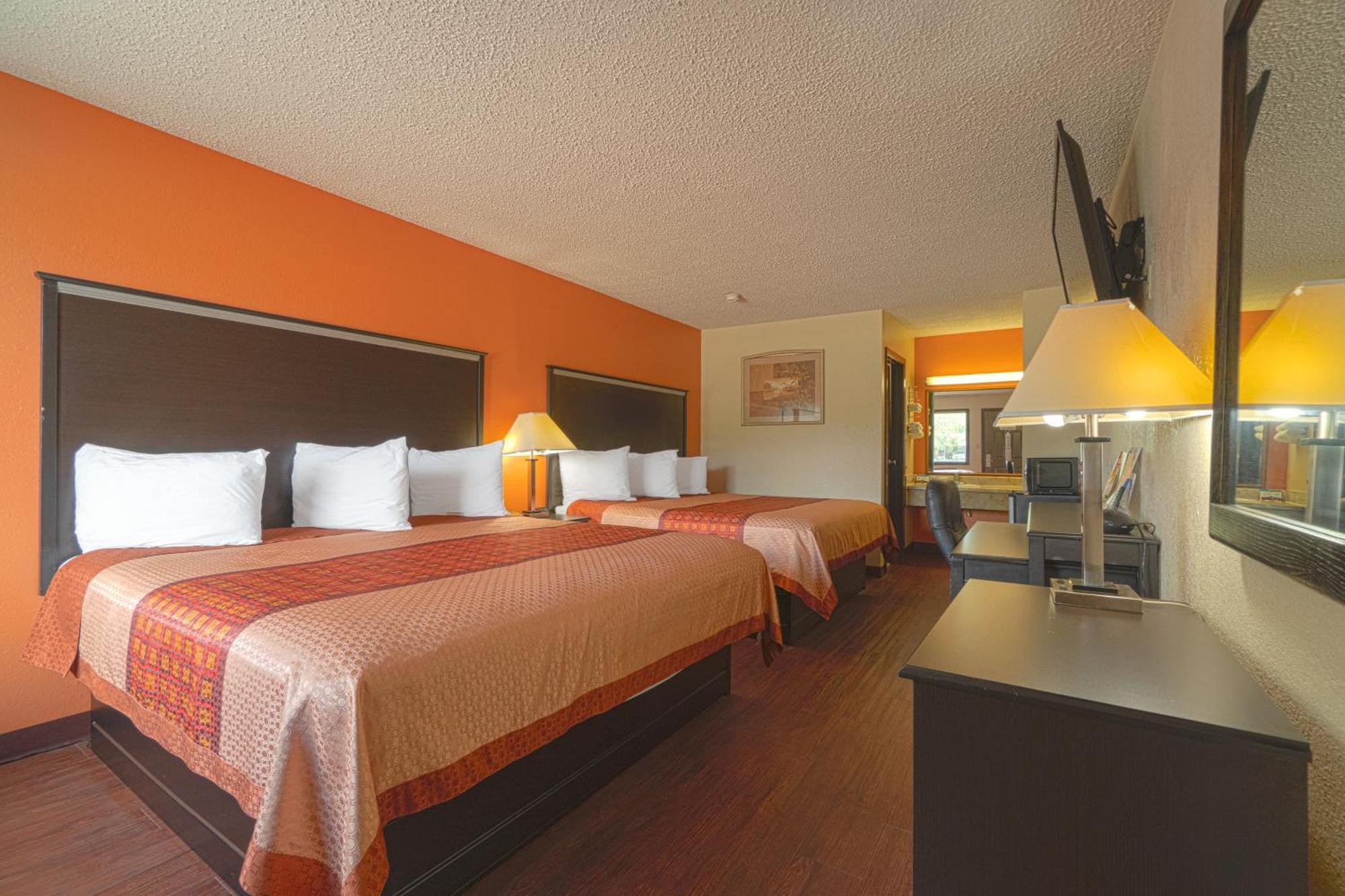 Regency Inn&Suites Bay City Exterior foto